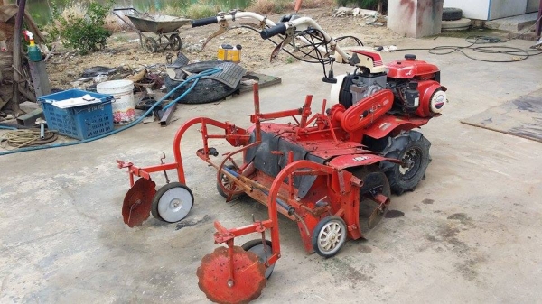 นำเข้าจากญี่ปุ่น รถพรวนดินเดินตาม SHIBAURA รุ่น KJ652 เก่าญี่ปุ่น ขนาด 6.5 แรง หมุนแฮนด์ได้ พร้อมชุดพรวนดิน สภาพดี