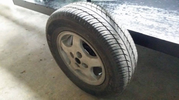 นำเข้าจากญี่ปุ่น รถไถเดินตาม  ISEKI  รุ่น KS650 ขนาด  6.5 แรง เก่าญี่ปุ่น สภาพพร้อมใช้งาน เครื่องยนต์ติดง่าย พร้อมเทรลเลอร์เล็กพ่วงท้าย