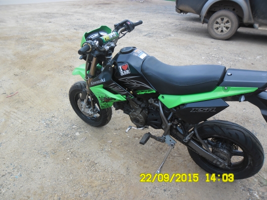 ขายkawasaki KSR110cc สีเขียว-ดำ รถปี54 เครื่องดี สภาพดีพรัอมใช้งาน เอกสารพรัอมโอน ภาษีขาด 1ปี สภาพเดิมทุกอย่าง ราคา24,000บาท สนใจต่ิดต่อได้ทีเบอร์086-2095058-056910266