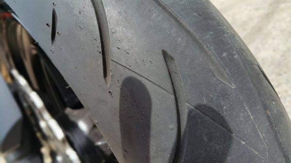 มาใหม่ สภาพกริ๊บๆ Z800 วิ่ง 3000 กิโล ใหม่จรดหัวน๊อตในราคาคุ้มๆ จัดแนนส์ได้ ต่อรองได้ครับ มาใหม่ สภาพกริ๊บๆ Z800 วิ่ง 3000 กิโล ใหม่จรดหัวน๊อตในราคาคุ้มๆ จัดแนนส์ได้ ต่อรองได้ครับ