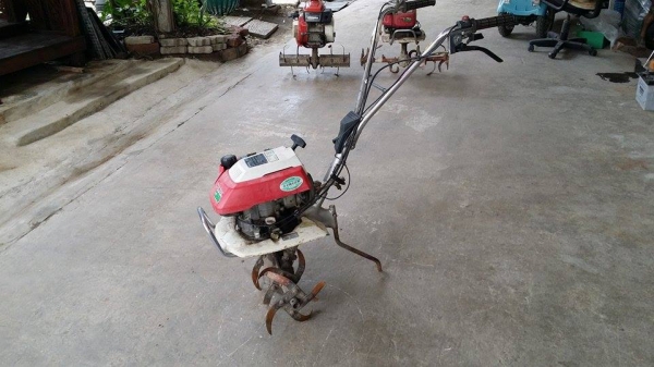 นำเข้าจากญี่ปุ่น รถพรวนดินเดินตาม HONDA  รุ่น F210 (4) ขนาด 2.5 แรง เก่าญี่ปุ่น พร้อมชุดพรวนดิน รถพร้อมทำงาน