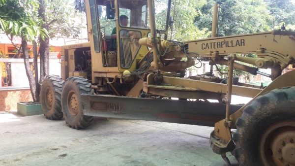 รถเกรด CATERPLLAR 12G-10217 เครื่องใดเร็ค รถเมโทรใบมีด14ฟุต