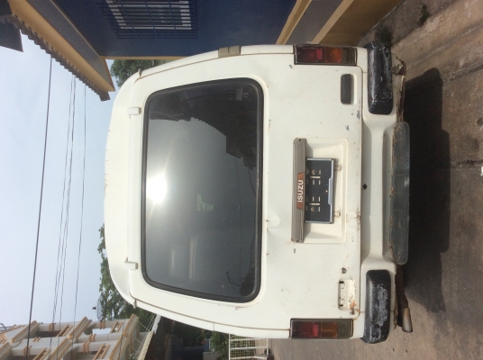 ISUZU  Buddy ปี1994