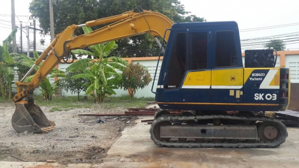 ขายแมคโคร Kobelco SK-03 สภาพพร้อมใช้งาน