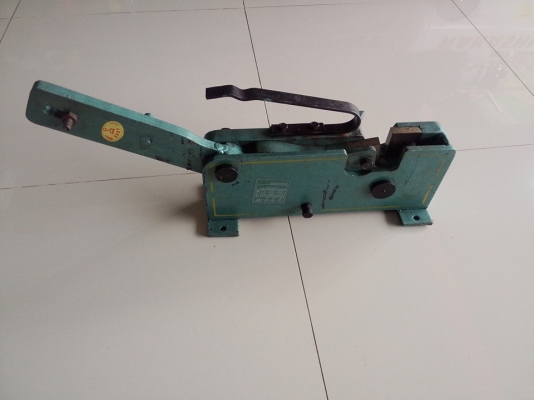 กรรไกรตัดเหล็กเส้น กรรไกรตัดเหล็กเส้น