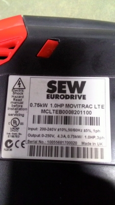ขาย INVERTER ยี่ห้อ SEW 0.75 KW, 1 HP รุ่น Movitrac LT ใช้ไฟบ้าน มีมาเพิ่ม