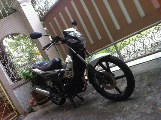 ขออนุญาติขาย Honda Sonic 125 รุ่น TOP  สตาร์ทมือ ล้อแม็ก ฟรีค่าโอน