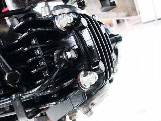 ขาย KSR PRO ตัว TOP สตาร์ทมือ ปลายปี 2014 ไมล์แท้ 5556 กม สภาพสวยเดิมๆ เครื่องแน่ๆ สีเขียว ดำ ราคา 42900 บาท