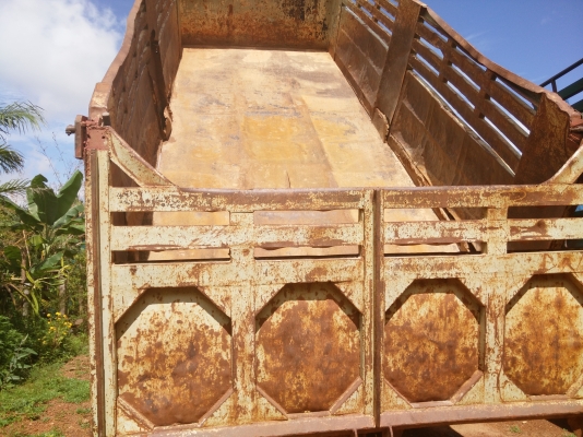 ขาย hino ดั้ม 2 เพลา เกียร์อีตัน พร้อมใช้งาน