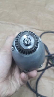 สว่านไฟฟ้า mitsubishi รุ่นเก่า