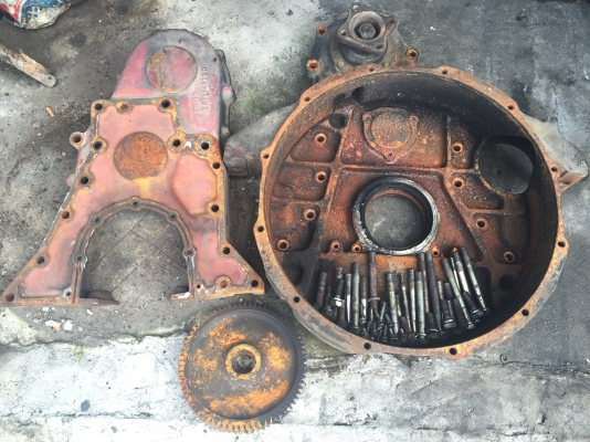 หัวหมูโม่ปูน Hino EK100