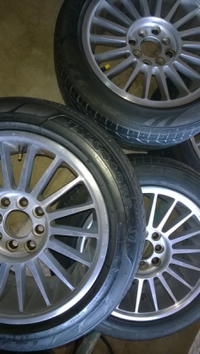 ขายแม็กขอบ 15   ลายบ้านๆ