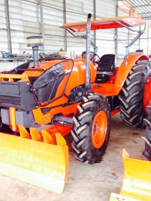 มาอีกแล้วครับ m8540 รถทำงาน1700กว่าชั่วโมง รถปี54ครับ อุปกรณ์3ชิ้น ดันหน้าผานพรวนผาน3ราคาเขาๆเพียง680000 มาอีกแล้วครับ m8540 รถทำงาน1700กว่าชั่วโมง รถปี54ครับ อุปกรณ์3ชิ้น ดันหน้าผานพรวนผาน3ราคาเขาๆเพียง680000