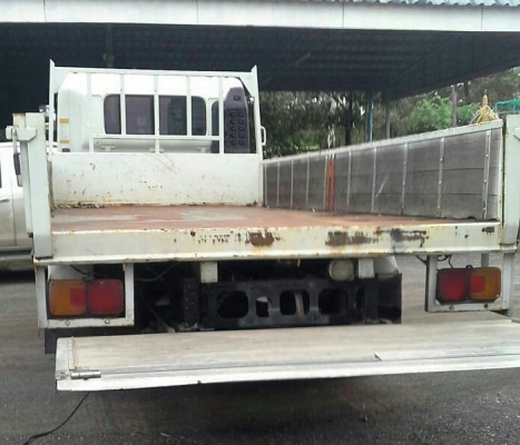 หกล้อ ฮีโน่ FC 4J145 ปี49 ท้ายลิฟ ช่วงยาว5.50ม.สภาพสวยบางเดิมพร้อมใช้ ทะเบียนพร้อมโอน