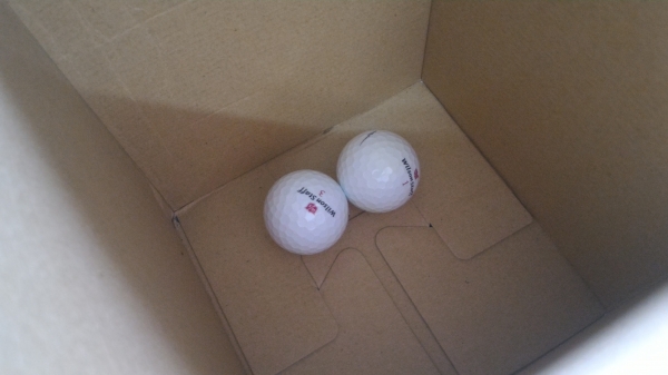 พรมซ้อมกอล์ฟ ของใหม่ ยาว 270 ซม. กว้าง 20 ซม. ของใหม้ในกล่องพร้อมลูกใหม่ๆ 2 อัน