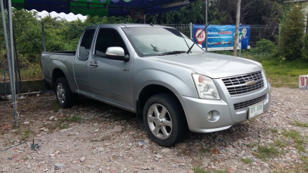 ขายด่วนครับ ISUZU D MAX 2500 HI TEQ  COLD SERIES ปี 51 รถสวยครับ พร้อมใช้งาน