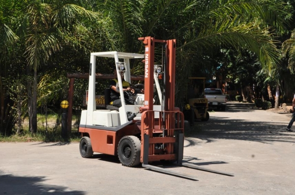 (ลดกระหน่ำ)ขายFORKLIFT NISSAN FG15(1.5ตัน) เสา3.50เมตร สวยเดิมจากญี่ปุ่น ยังไม่เคยใช้ในไทย 89,000เท่านั้น!!