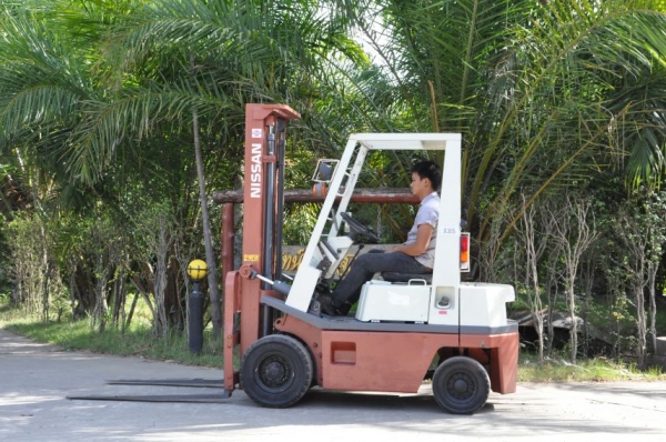 (ลดกระหน่ำ)ขายFORKLIFT NISSAN FG15(1.5ตัน) เสา3.50เมตร สวยเดิมจากญี่ปุ่น ยังไม่เคยใช้ในไทย 89,000เท่านั้น!!