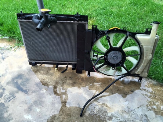 ขายอะไหล่ New vios หลายรายการสภาพดีราคาถูก