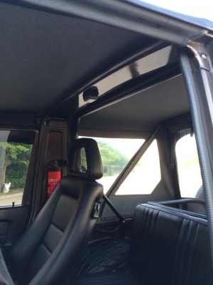 ขายคารีเบี้ยน ทำjimny. ทำเนียนยกมาใส่ทั้งคัน เครื่อง 1300cc คาบู เดิม วิ่งดี ไม่มีปัญหาความร้อน ทะเบียนชุดโอนครบ ภาษีไม่ขาดต่อ หลังคาผ้าใบsmittybilt เบิกใหม่ น่าจะสองหมื่นนิดครับตอนนี้ เบาะ recaro หัวตาข่าย หุ้มใหม่ พวงมาลัยmomo แท้ พร้อมคอตรงรุ่น