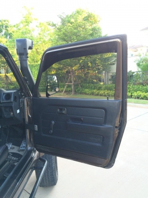 ขายคารีเบี้ยน ทำjimny. ทำเนียนยกมาใส่ทั้งคัน เครื่อง 1300cc คาบู เดิม วิ่งดี ไม่มีปัญหาความร้อน ทะเบียนชุดโอนครบ ภาษีไม่ขาดต่อ หลังคาผ้าใบsmittybilt เบิกใหม่ น่าจะสองหมื่นนิดครับตอนนี้ เบาะ recaro หัวตาข่าย หุ้มใหม่ พวงมาลัยmomo แท้ พร้อมคอตรงรุ่น ขายคารีเบี้ยน ทำjimny. ทำเนียนยกมาใส่ทั้งคัน เครื่อง 1300cc คาบู เดิม วิ่งดี ไม่มีปัญหาความร้อน ทะเบียนชุดโอนครบ ภาษีไม่ขาดต่อ หลังคาผ้าใบsmittybilt เบิกใหม่ น่าจะสองหมื่นนิดครับตอนนี้ เบาะ recaro หัวตาข่าย หุ้มใหม่ พวงมาลัยmomo แท้ พร้อมคอตรงรุ่น