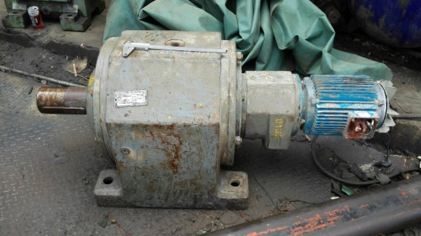 Sale>> มอเตอร์เกียร์ SEW Eurodrive Made in Danmark อัตราทด 1 : 600 สภาพสวยพร้อมใช้ โทร 089-2499-123 นครปฐม