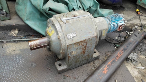 Sale>> มอเตอร์เกียร์ SEW Eurodrive Made in Danmark อัตราทด 1 : 600 สภาพสวยพร้อมใช้ โทร 089-2499-123 นครปฐม