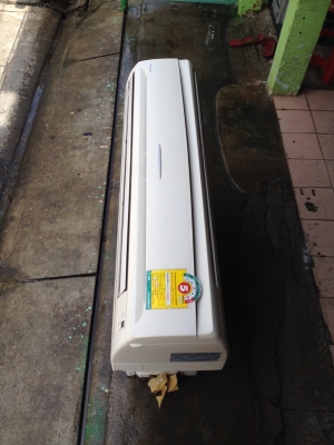 **** ขายแอร์ DAIKIN 13000 BTU สภาพสวย ****