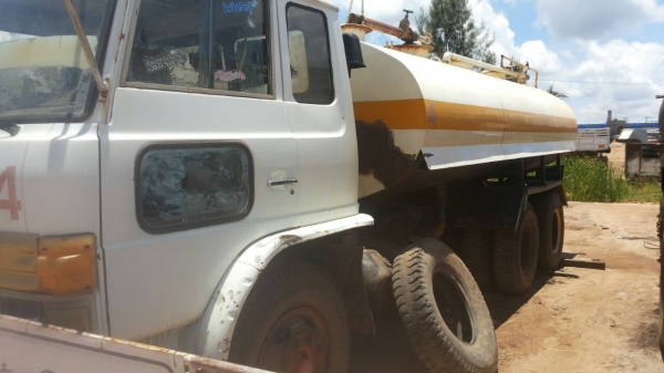 ขายด่วนครับ รถน้ำ HINO F18 ขายถูกครับ