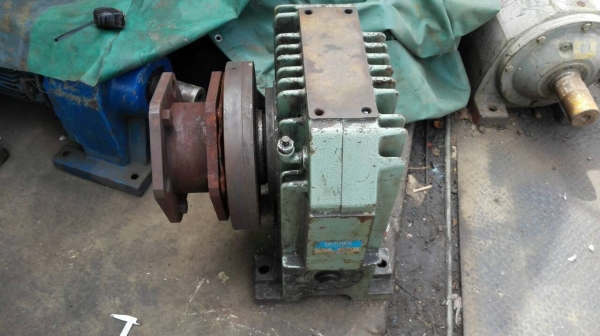 Sale>> หัวเกียร์ทด SANDEX SEISAKUSHO JAPAN เบอร์ 220 ทด 1:30 สวย แน่น!! 089-2499-123 นครปฐม