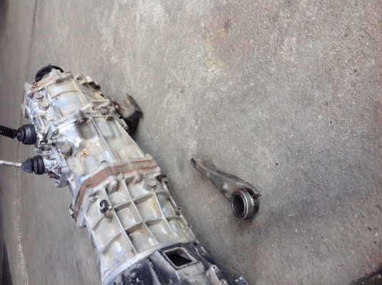 ขายเกียร์โตโยต้า4x4ปอปลาเสื้อใหญ่