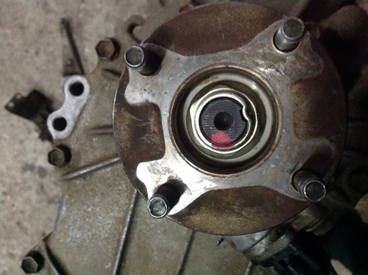 ขายเกียร์โตโยต้า4x4ปอปลาเสื้อใหญ่