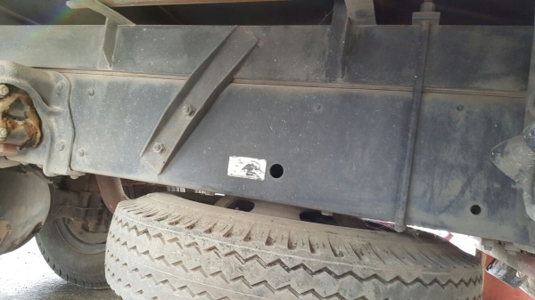 รถฮีโน่ 6 ล้อ FG1J  220 แรงม้า. ปี 49.  ( * รถวิ่ง 12x,xxx กว่า กม. )    สนใจติดต่อ  081 - 6079515