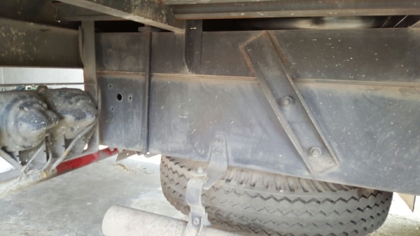 รถฮีโน่ 6 ล้อ FG1J  220 แรงม้า. ปี 49.  ( * รถวิ่ง 12x,xxx กว่า กม. )    สนใจติดต่อ  081 - 6079515