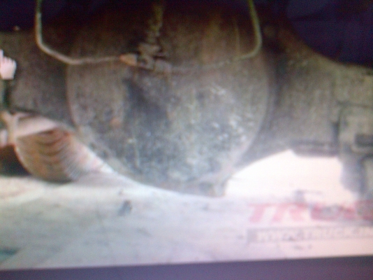 ขายเสื้อเพลา hino227 สองเพลา โทร 0906208746 สวยทั้งลูกหน้าลูกหลัง ครบชุด 185000 บาท