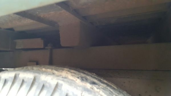 รถอีซูซุ 4 ล้อ NKR 88 แรงม้า. ปี 35.  สนใจติดต่อ  081 - 6079515