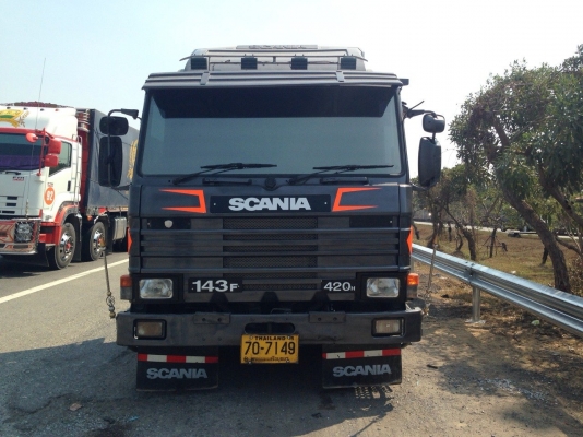 ขายสแกนเนียหัวลาก  และวอลโว่