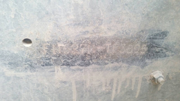 ขายด่วนรถสิบล้อ2เพลาหลงโบว์ติดเครน4.5ตันเครือง220แรงม้า