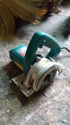 ขาย !! เครื่องตัดกระเบื้อง4" มากีต้า รุ่น4100NH สภาพดี พร้อมใช้