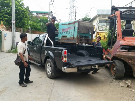 แจ้งลูกค้าครับ tractor-backhoe ได้ส่งตู้เชื่อมพร้อมปั่นไฟขึ้นรถไปจังหวัดพิจิตรเรียบร้อยแล้วครับ
