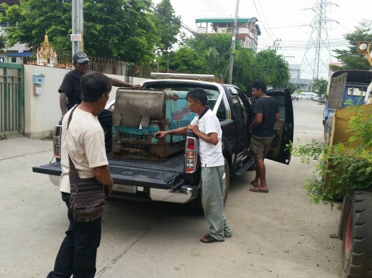 แจ้งลูกค้าครับ tractor-backhoe ได้ส่งตู้เชื่อมพร้อมปั่นไฟขึ้นรถไปจังหวัดพิจิตรเรียบร้อยแล้วครับ