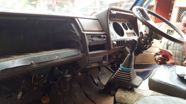 ขาย 6 ล้อ TOYOTA BU30 เครื่อง 3B 100 แรงม้า คัสซีสวยตลอดเส้น ยางดี ทะเบียนพร้อมโอนครับ