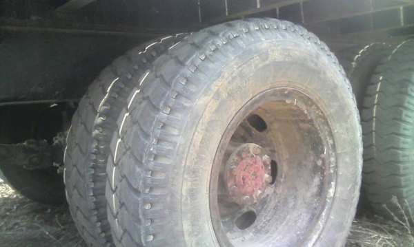 ขาย10ล้อหลงตอนนี้ทำสีใหม่แล้วFUS0 1เพลาลาก200เหล็กไอดรีม สอดทะลุ แชชซีสวยFN517 เครื่อง6D14 แชชซีสวยเครื่องดี เอกสารเล่มทะเบียนพร้อมโอน