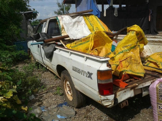 ขายไมตี้เอกซ์ ปี 35 ตอนเดียว ไม่มีเล่มทะเบียน รถใช้งานได้ปกติ คัสซีสวย เครื่องดี ราคาต่อรองได้นิดหน่อยครับ