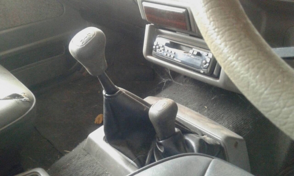 ขายรถแวน 4X4 ISUZU ปี 37 เครื่องดี 90 HP เกียร์ดี คัสซีสวยตลอดเส้น พวงมาลัยพาวเวอร์ แอร์ครบ ทะเบียนพร้อมโอนครับ