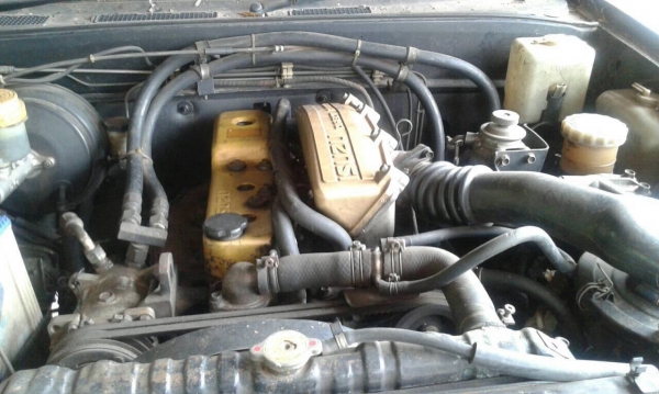 ขายรถแวน 4X4 ISUZU ปี 37 เครื่องดี 90 HP เกียร์ดี คัสซีสวยตลอดเส้น พวงมาลัยพาวเวอร์ แอร์ครบ ทะเบียนพร้อมโอนครับ