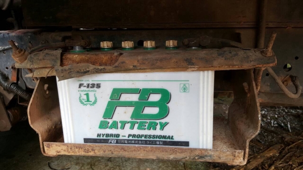 ขายรถบรรทุกตู้แห้ง 4 ล้อ ISUZU NKR ปี 43 เครื่อง 4JB1 88 แรงม้า คัสซีสวยตลอดเส้น รถพร้อมใช้ ทะเบียนพร้อมโอนครับ ราคาต่อรองได้