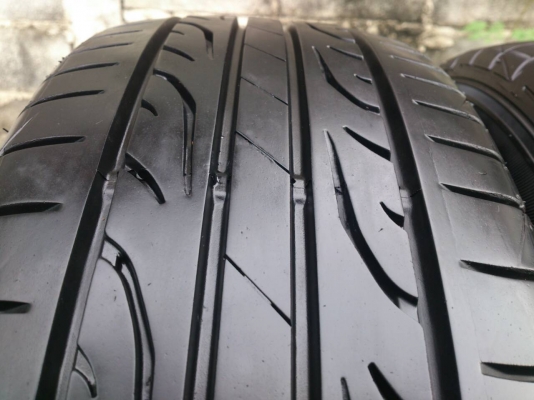ขายยาง DUNLOP LM704  205/65R15 ยางสัปดาห์ที่24ปี14 ดอกยางสดหนาเท่ากันไม่แตกลายไม่ร้าวไม่กินข้างไม่มีปะ สวยๆ  จำนวน 1 ชุด