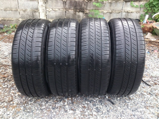 ขายยาง DUNLOP  205/55R16 ยางสัปดาห์ที่10ปี14 ดอกยางสดหนาเท่ากันไม่แตกลายไม่ร้าวไม่กินข้างไม่มีปะ สวยๆ  จำนวน 1 ชุด