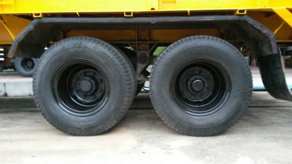 หางพื้นเรียบสองเพลา หางพื้นเรียบสองเพลา